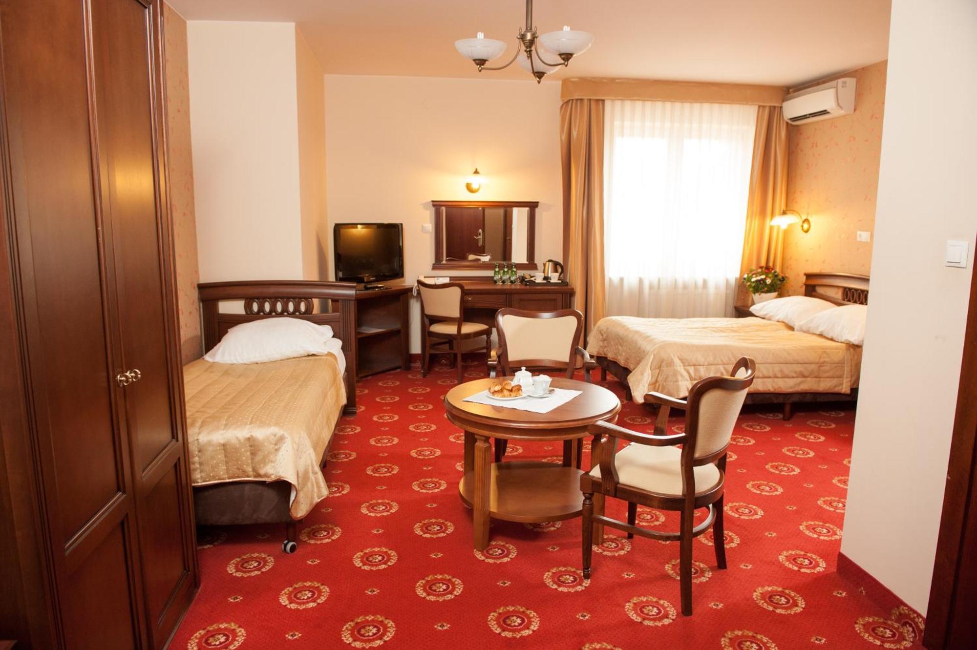 Hotel Arkadia Royal Varsóvia Exterior foto
